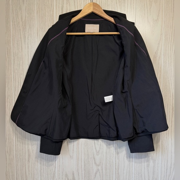 Banana Republic Blazer Jacket Black Single Breasted Two Button Size 6 EUC - Picture 3 of 4